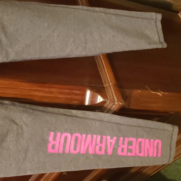 Under Armour leggings - Picture 3 of 5